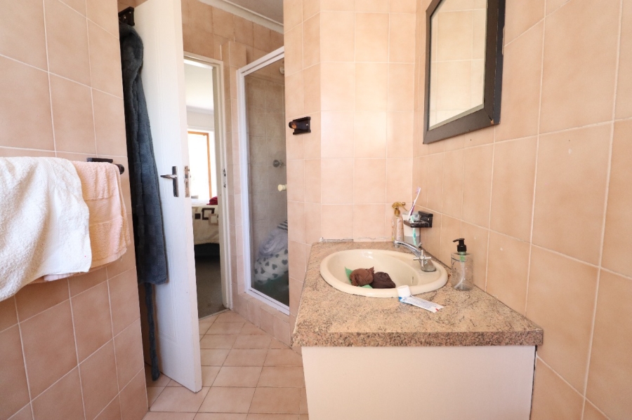 3 Bedroom Property for Sale in Greenshields Park Eastern Cape